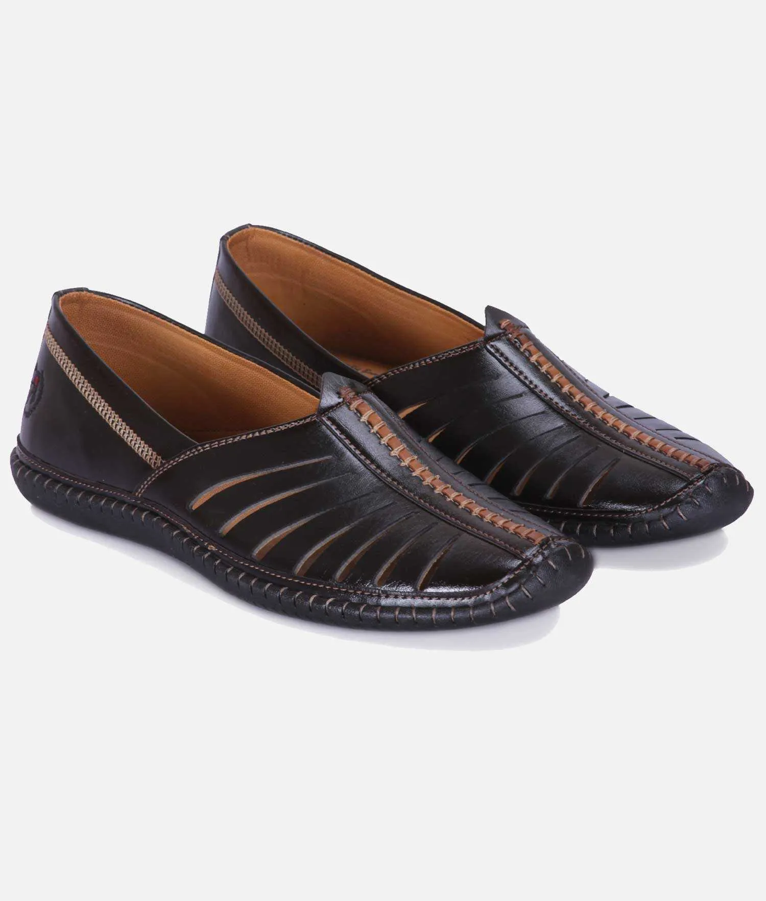 Big Boon Men's Ethnic shoes in nagra sandal style