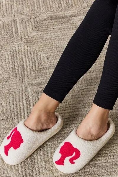 Blue Zone Planet |  Melody Graphic Cozy Slippers