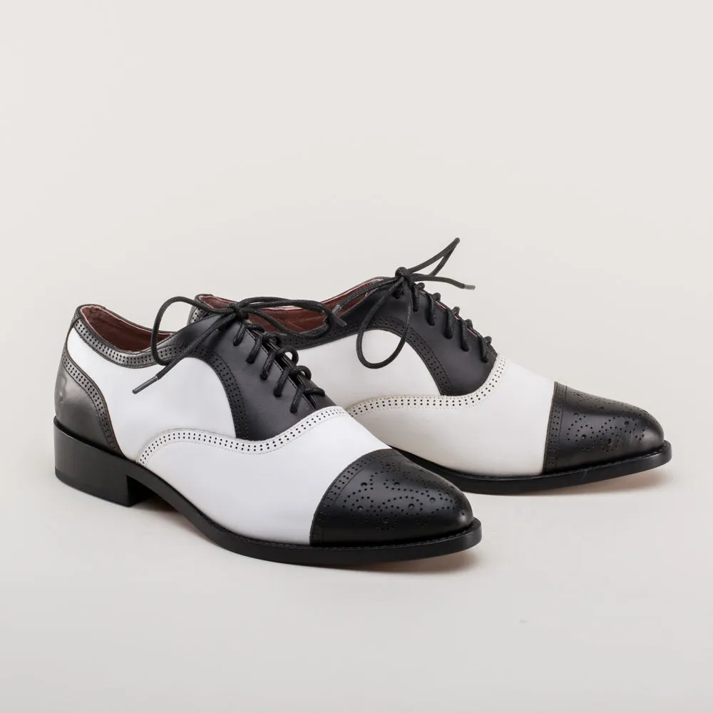 Gladys Women's Vintage Cap Toe Oxfords (Black/White)