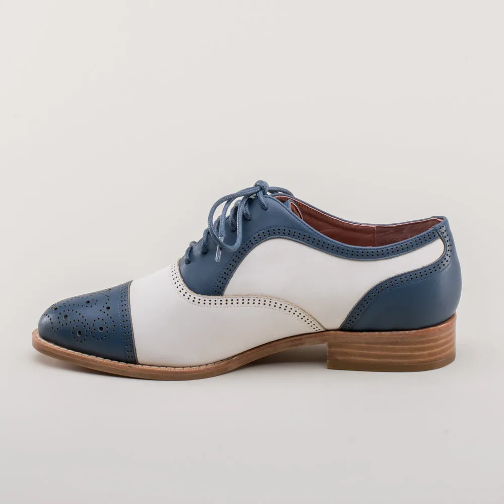 Gladys Women's Vintage Cap Toe Oxfords (Blue/White)