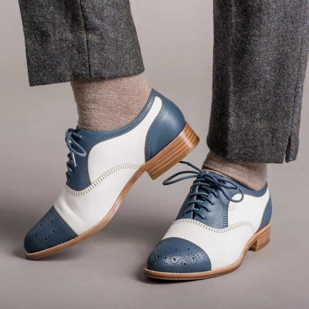 Gladys Women's Vintage Cap Toe Oxfords (Blue/White)