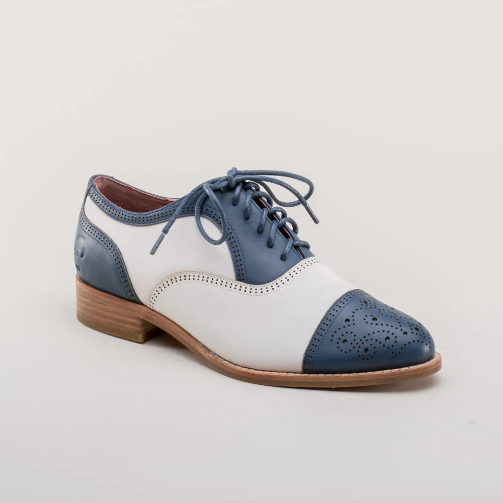 Gladys Women's Vintage Cap Toe Oxfords (Blue/White)