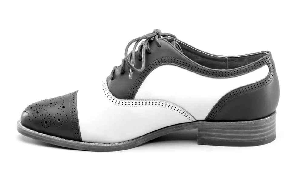 Gladys Women's Vintage Cap Toe Oxfords (Blue/White)