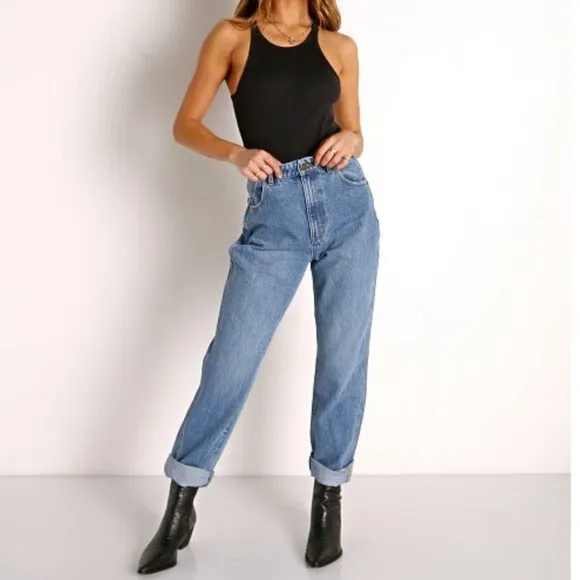 Rollas Elle Super High-Rise Relaxed Skinny Jean