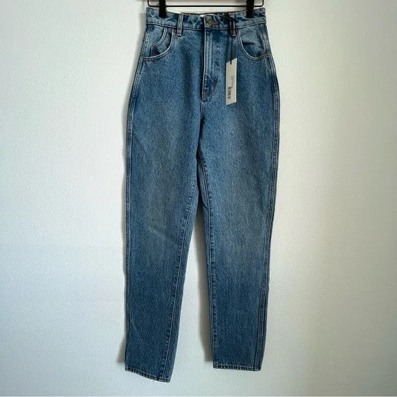 Rollas Elle Super High-Rise Relaxed Skinny Jean
