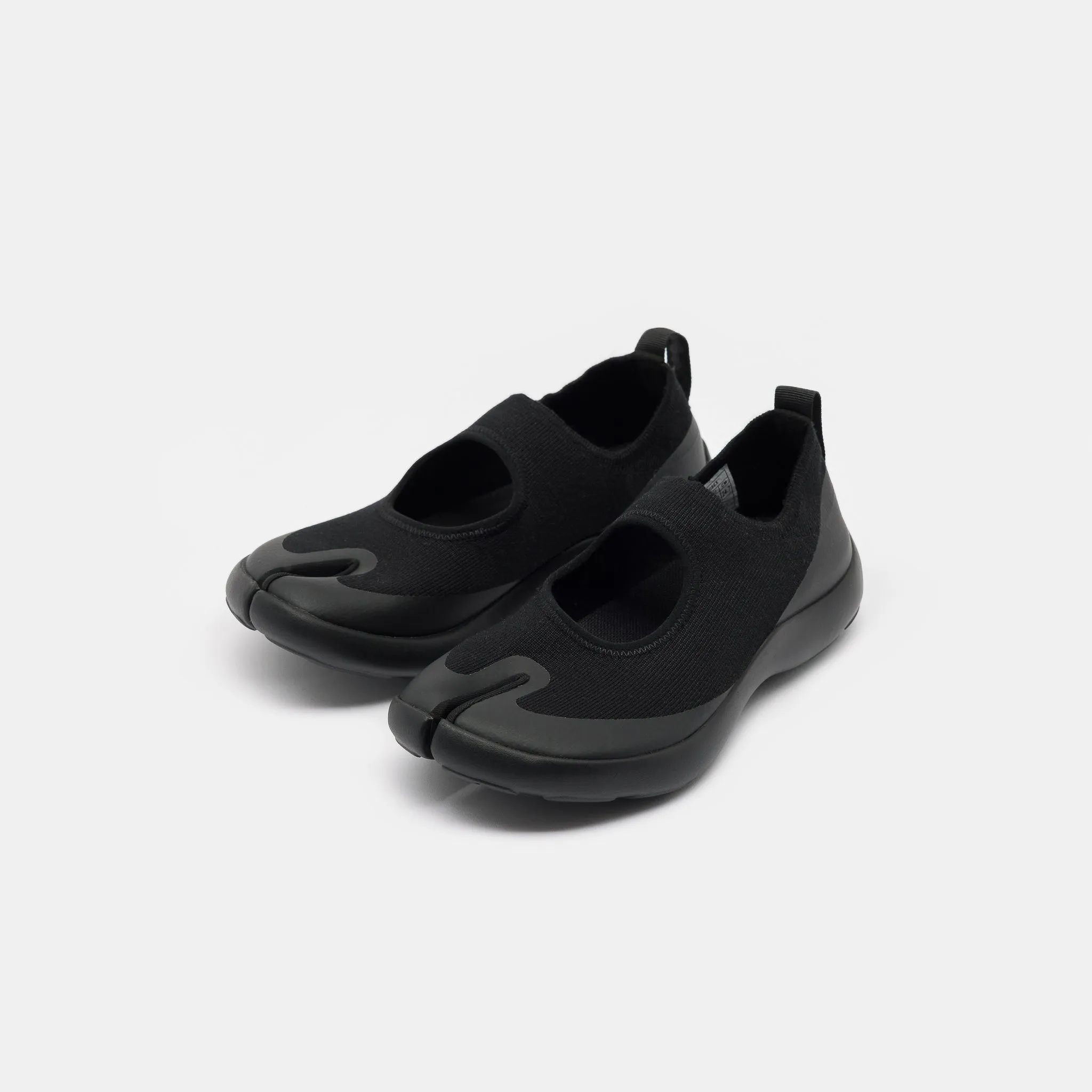 Womens Tabi Sandal in Black
